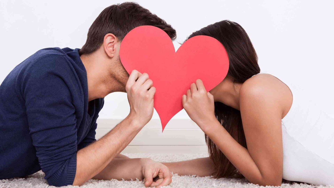 Bảo Vệ Sức Khỏe Khi Quan Hệ: Bạn Đã Hiểu Rõ Về Tình Dục An Toàn?