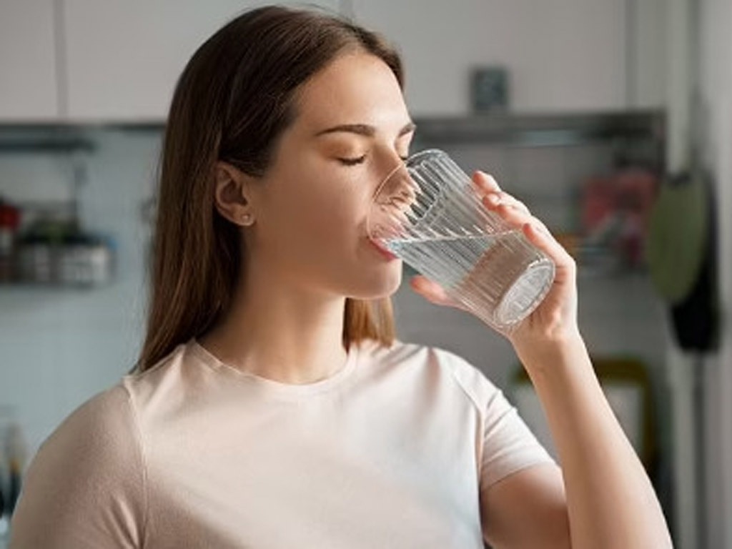 Bí quyết uống nước khỏe mạnh mỗi ngày 1